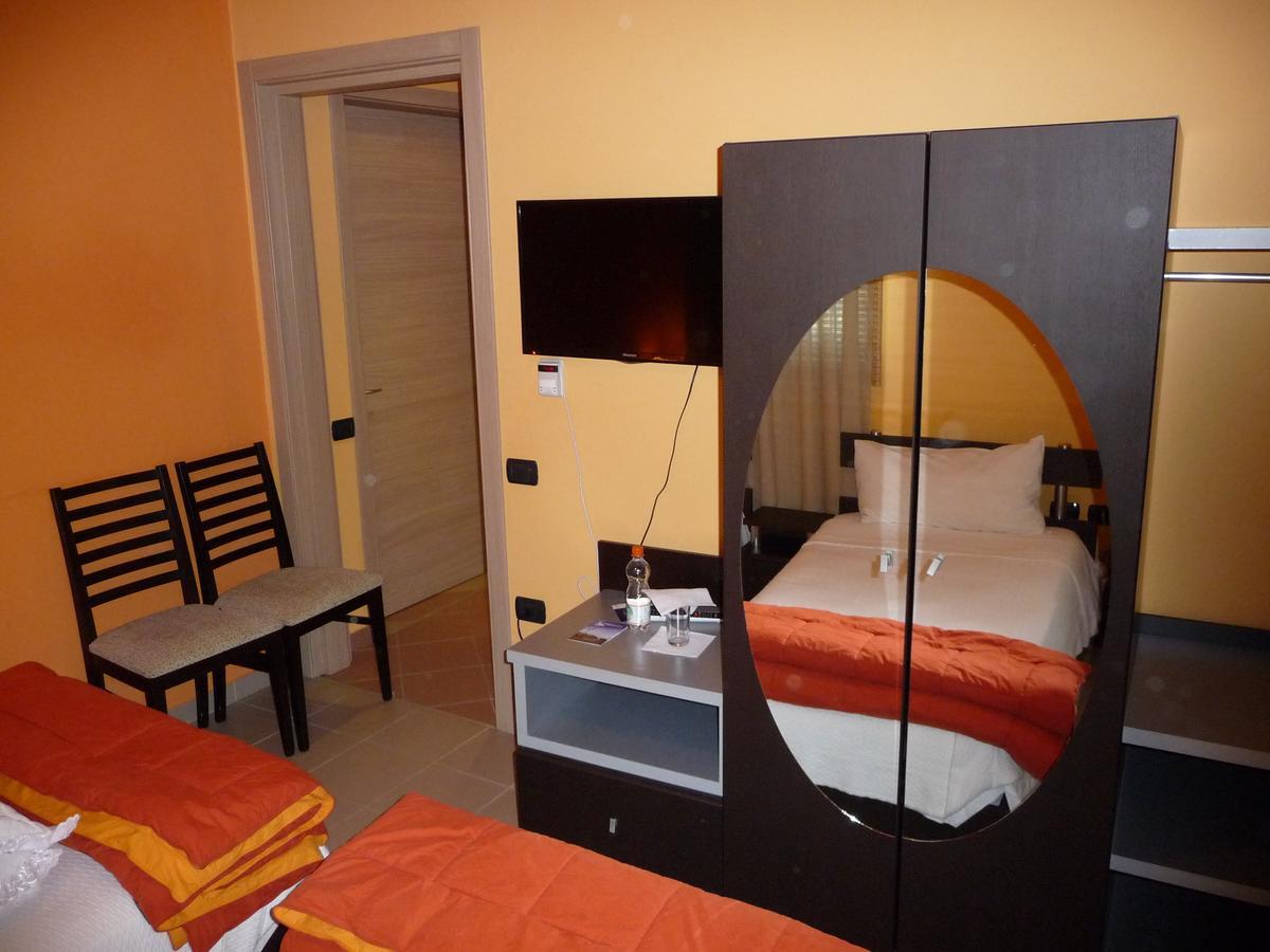 Luani A Hotel Shkodër Cameră foto